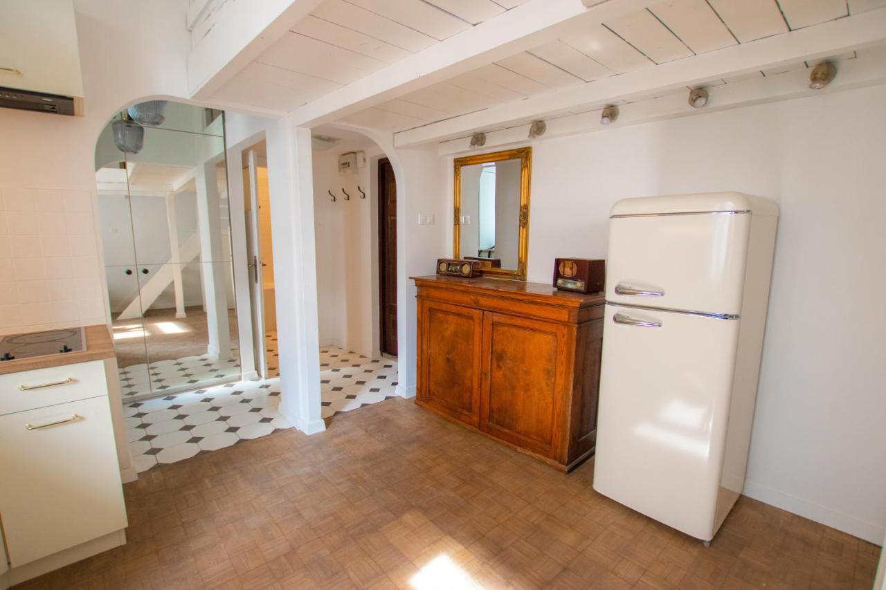 Atmospheric Next To Konecer. Great Location Apartment *